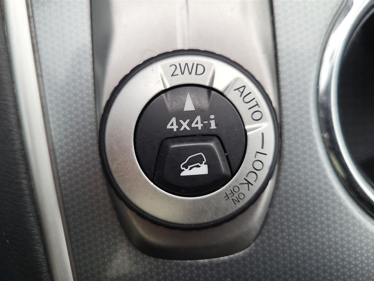 Nissan Pathfinder S 4WD 2017