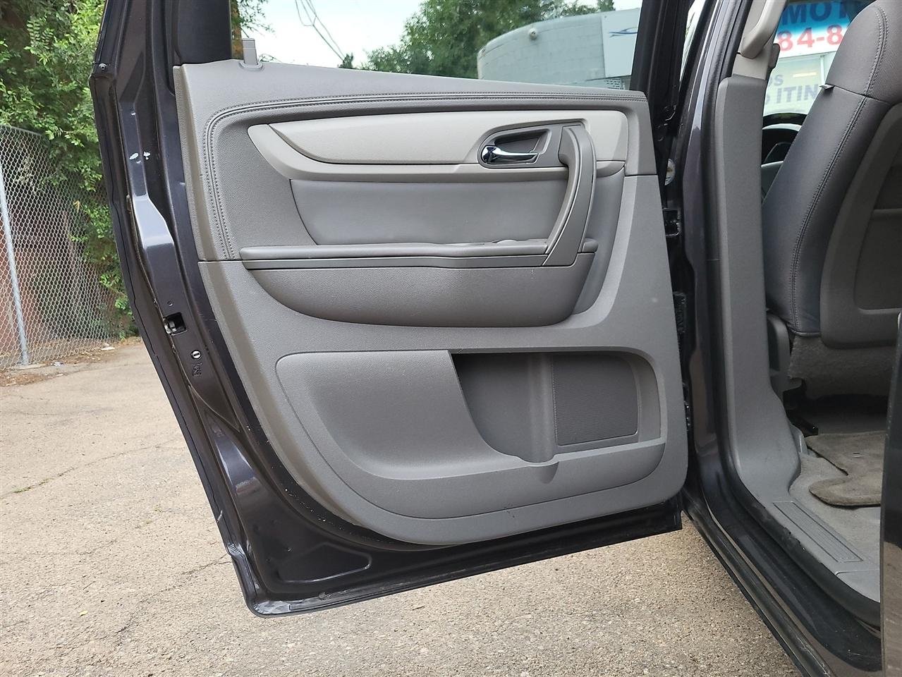 Chevrolet Traverse LT AWD 2014