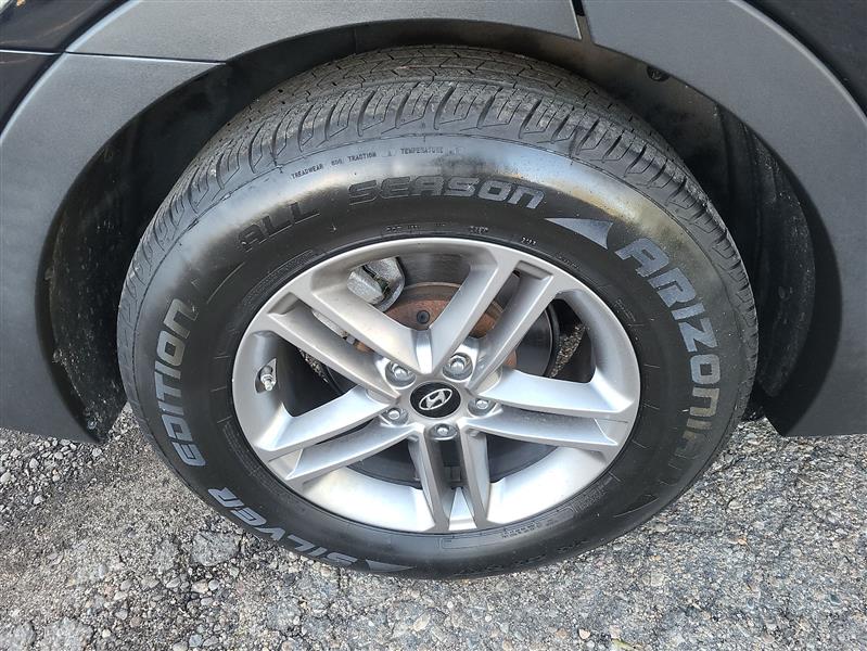 Hyundai Santa Fe Sport 2.4 AWD 2017 Hyundai Santa Fe Sport 2.4 AWD 2017