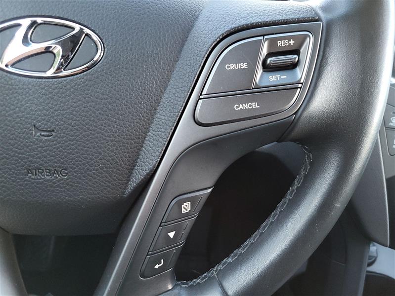 Hyundai Santa Fe Sport 2.4 AWD 2017 Hyundai Santa Fe Sport 2.4 AWD 2017