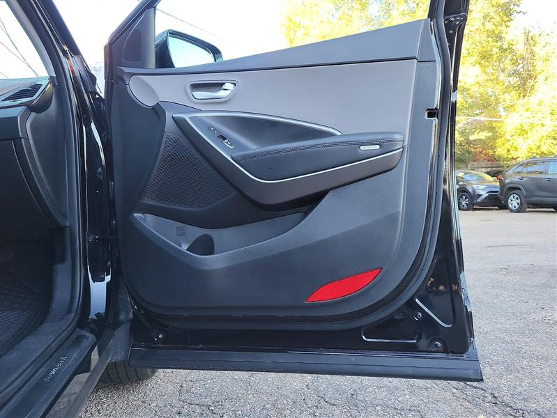 Hyundai Santa Fe Sport 2.4 AWD 2017 Hyundai Santa Fe Sport 2.4 AWD 2017