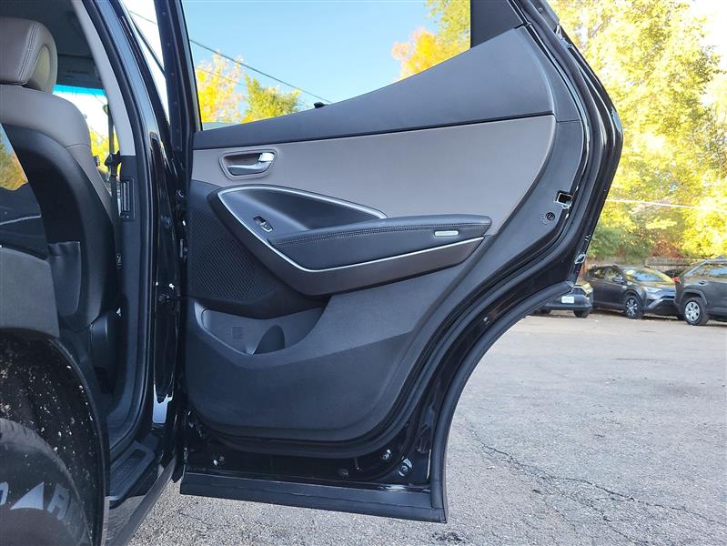 Hyundai Santa Fe Sport 2.4 AWD 2017 Hyundai Santa Fe Sport 2.4 AWD 2017