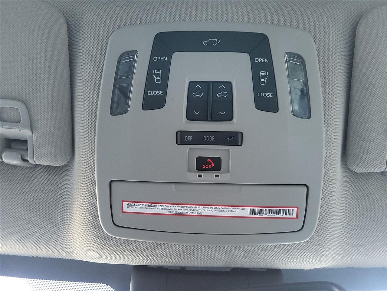 Toyota Sienna XLE 7-Passenger 2023