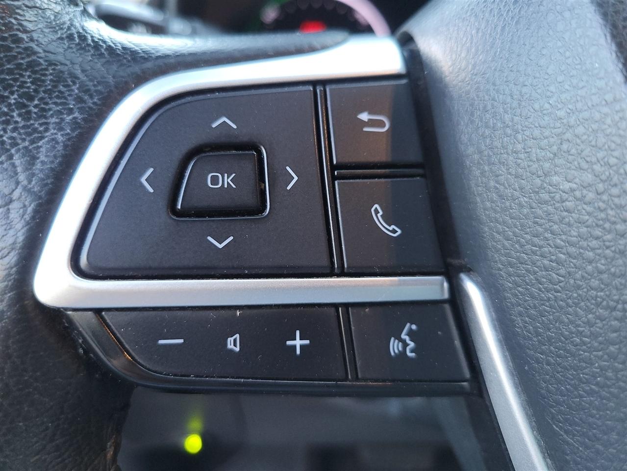 Toyota Sienna XLE 7-Passenger 2023