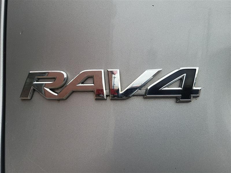 Toyota RAV4 XLE AWD 2020 Toyota RAV4 XLE AWD 2020