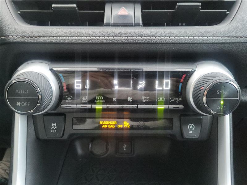 Toyota RAV4 XLE AWD 2020 Toyota RAV4 XLE AWD 2020
