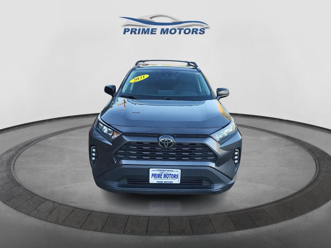 Toyota RAV4 LE AWD 2021
