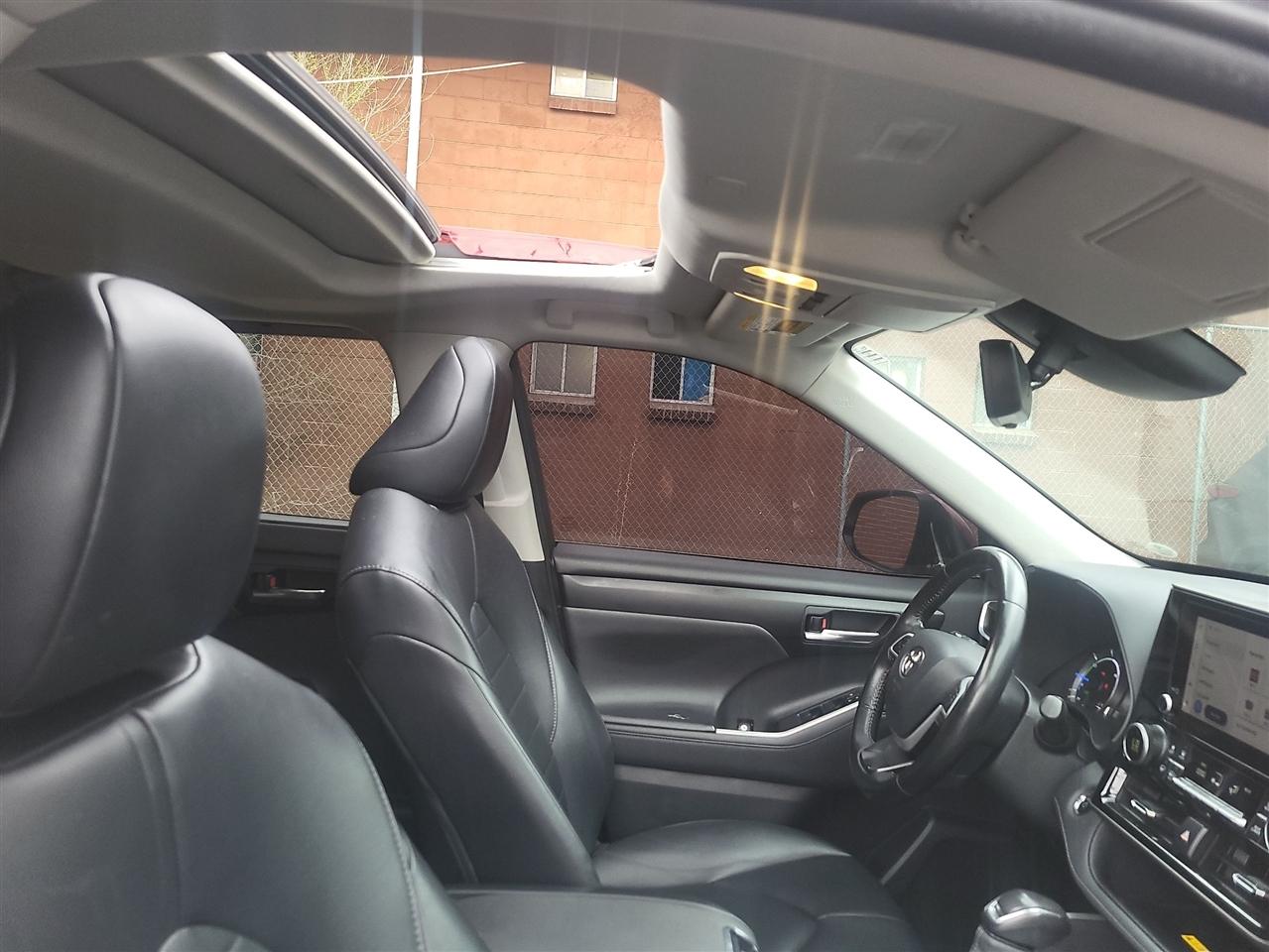 Toyota Highlander Hybrid  2023