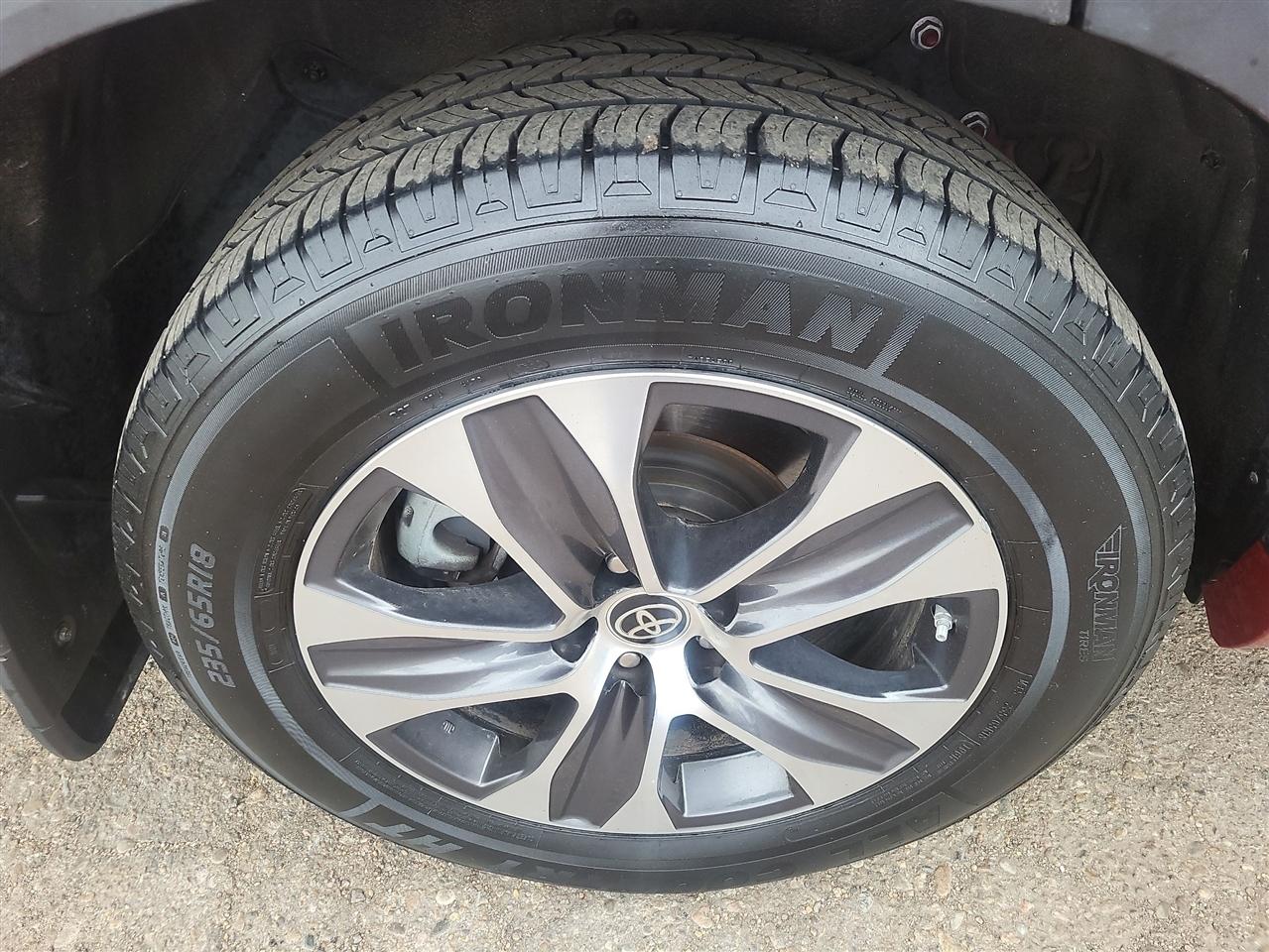 Toyota Highlander Hybrid  2023