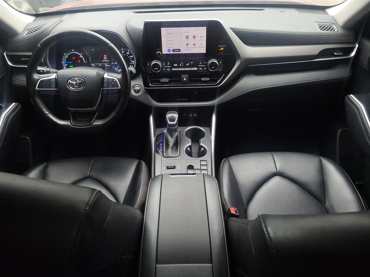 Toyota Highlander Hybrid  2023