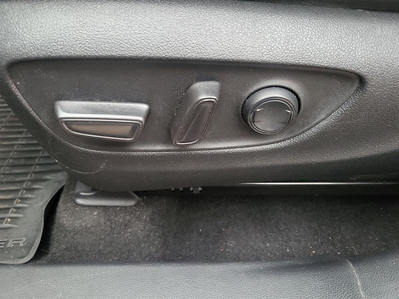 Toyota Highlander Hybrid  2023