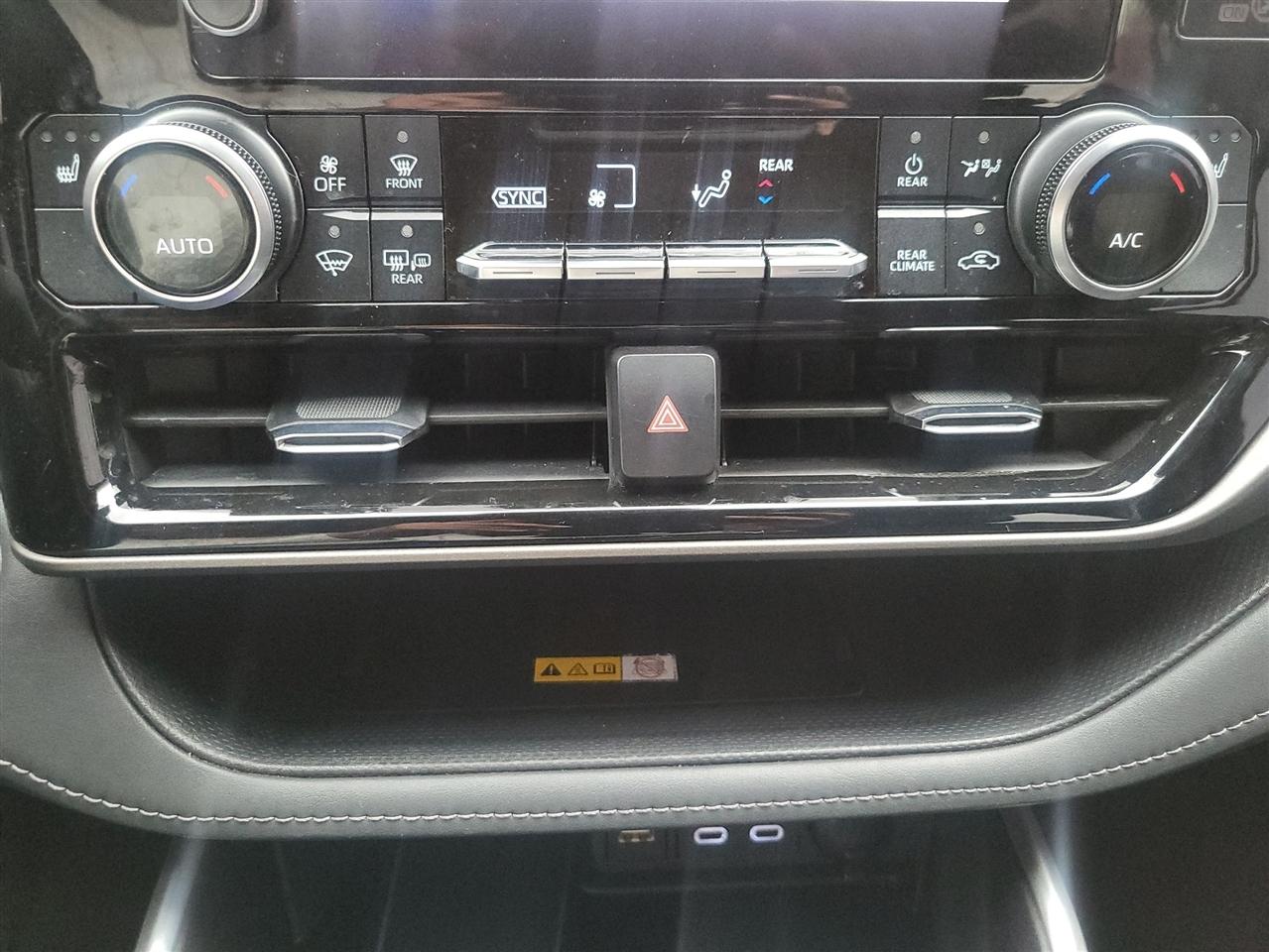 Toyota Highlander Hybrid  2023