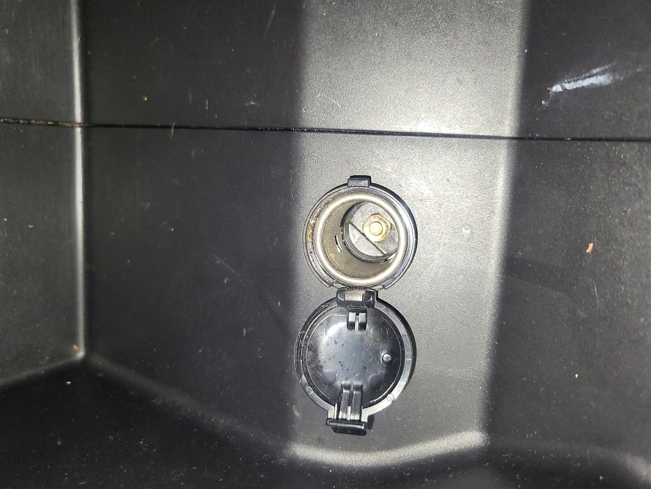 Toyota Highlander Hybrid  2023