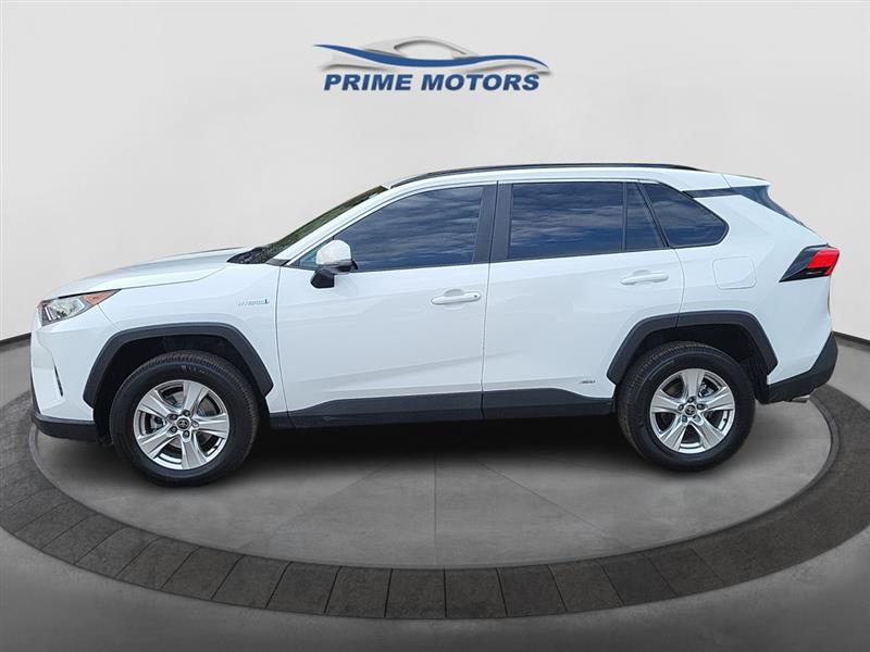 2021 Toyota RAV4 Hybrid XLE
