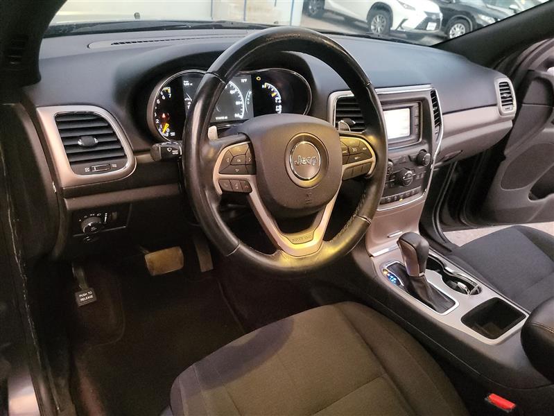 Jeep Grand Cherokee Laredo 4WD 2017