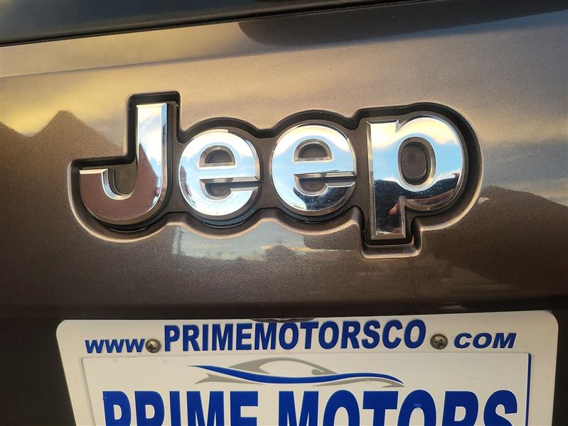 Jeep Grand Cherokee Laredo 4WD 2017