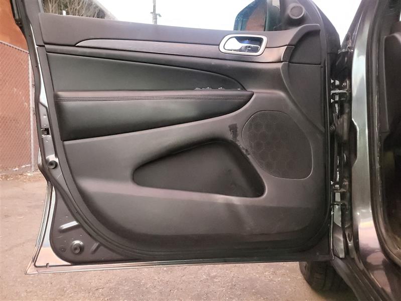 Jeep Grand Cherokee Laredo 4WD 2017