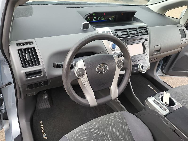 Toyota Prius V Three 2014