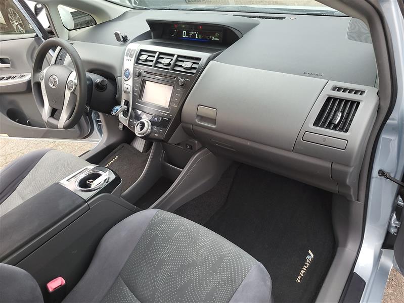 Toyota Prius V Three 2014