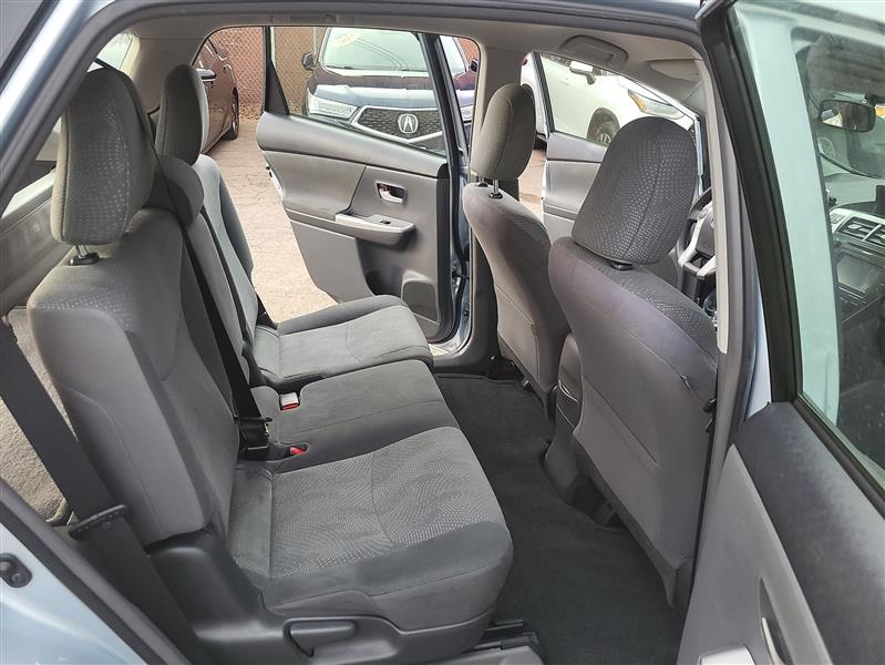 Toyota Prius V Three 2014
