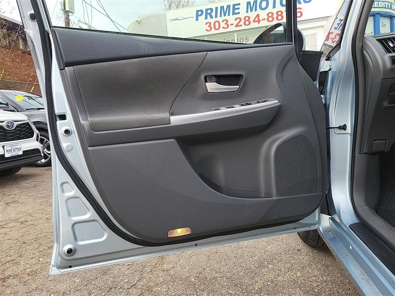 Toyota Prius V Three 2014