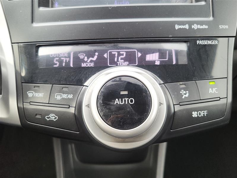 Toyota Prius V Three 2014