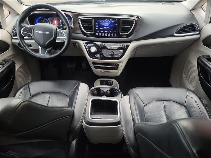 Chrysler Pacifica Touring-L Plus 2017