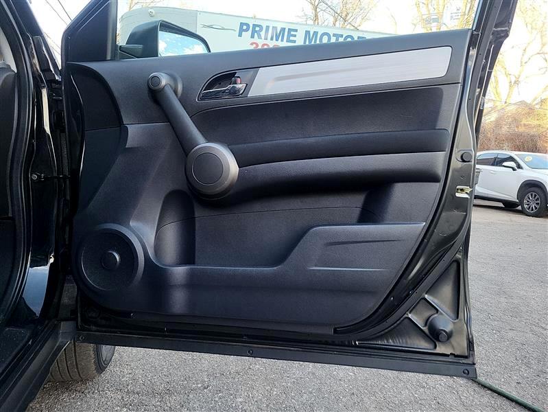 Honda CR-V SE 4WD 5-Speed AT 2011