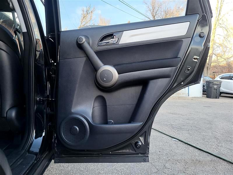 Honda CR-V SE 4WD 5-Speed AT 2011