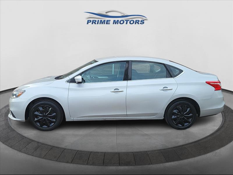 2018 Nissan Sentra S's photo