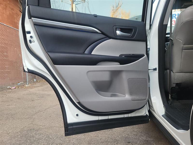 Toyota Highlander Limited AWD V6 2017