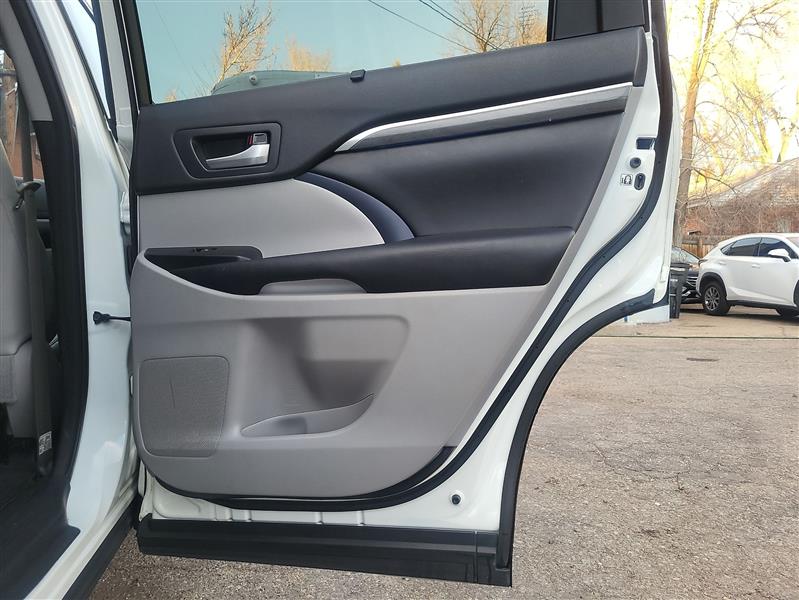 Toyota Highlander Limited AWD V6 2017