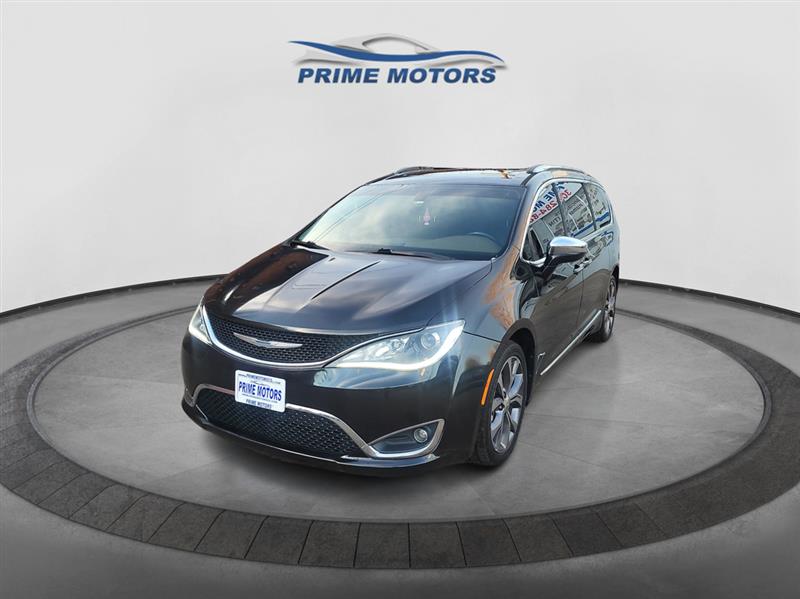 Chrysler Pacifica Limited 2017