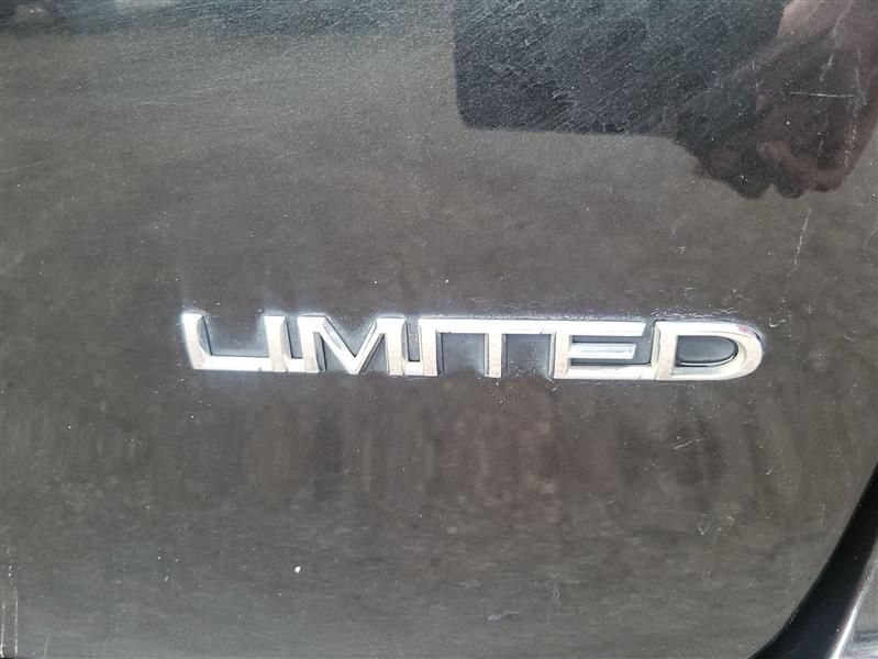 Chrysler Pacifica Limited 2017