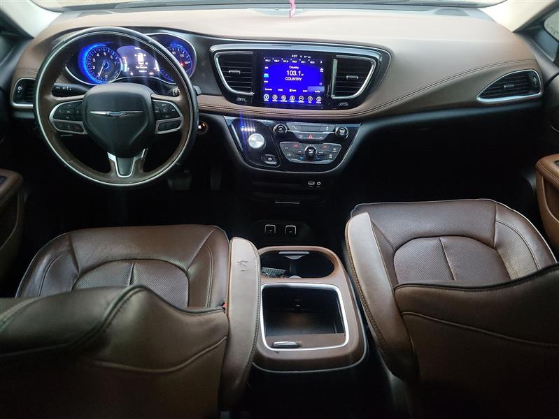 Chrysler Pacifica Limited 2017