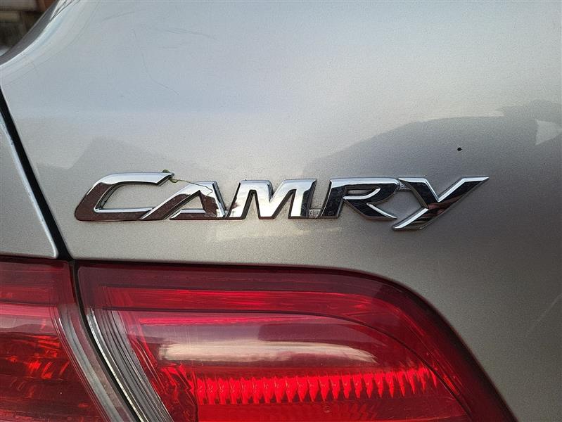 Toyota Camry Base 2011