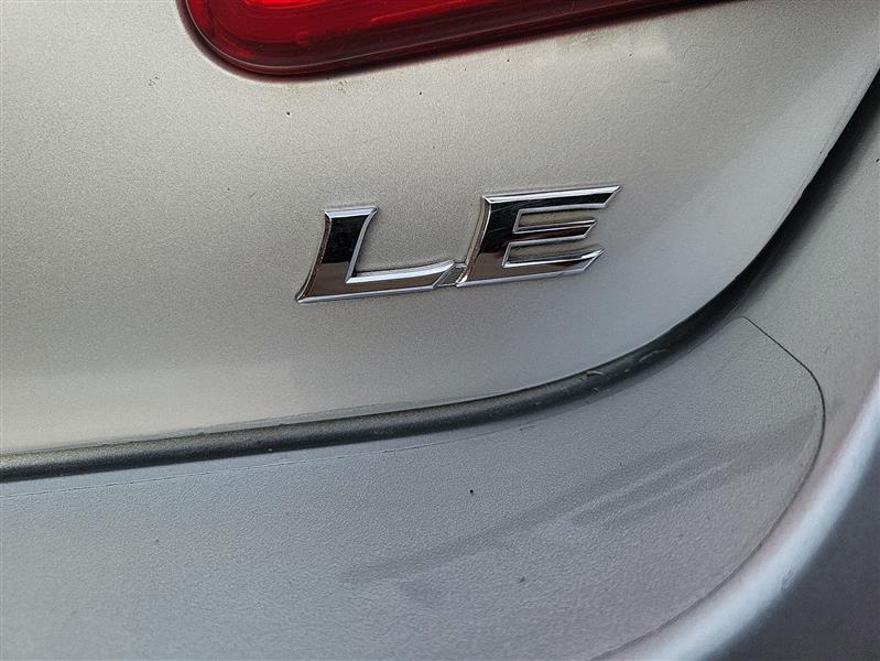 Toyota Camry Base 2011