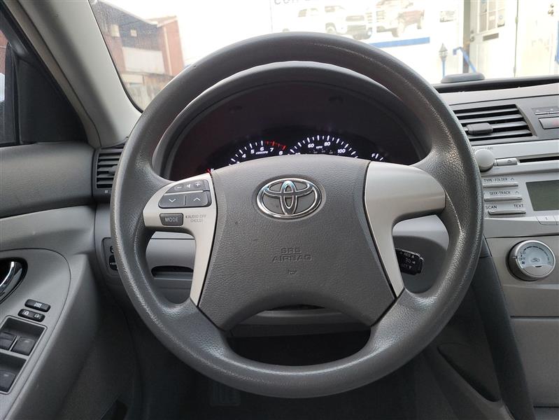 Toyota Camry Base 2011