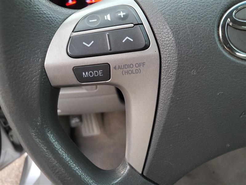 Toyota Camry Base 2011