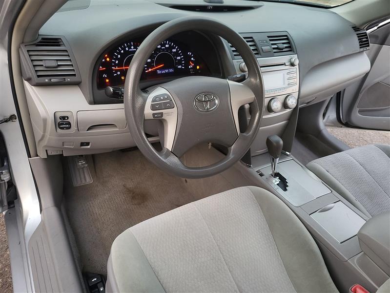Toyota Camry Base 2011