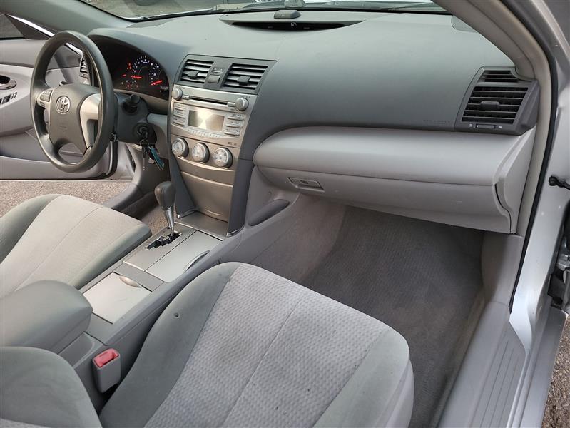 Toyota Camry Base 2011