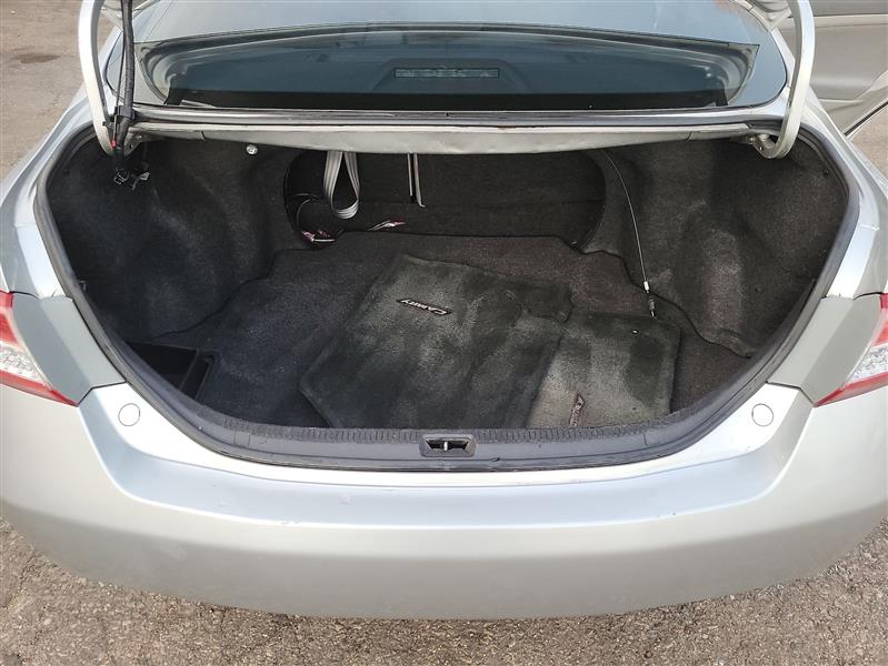 Toyota Camry Base 2011