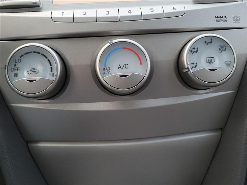 Toyota Camry Base 2011