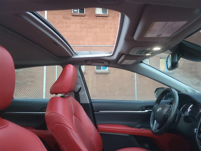 Toyota Camry Hybrid XSE 2023