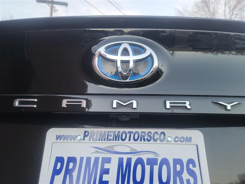 Toyota Camry Hybrid XSE 2023