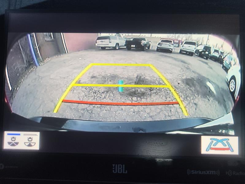 Toyota Camry Hybrid XSE 2023