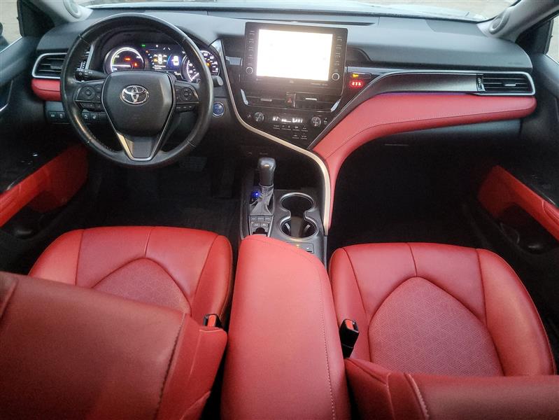 Toyota Camry Hybrid XSE 2023