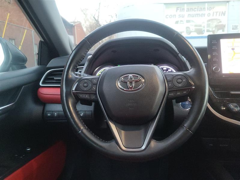 Toyota Camry Hybrid XSE 2023