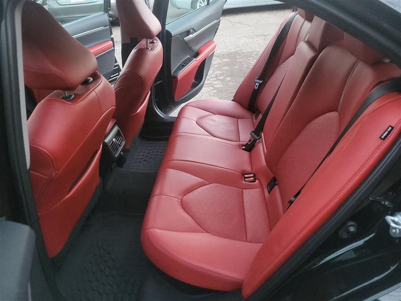 Toyota Camry Hybrid XSE 2023