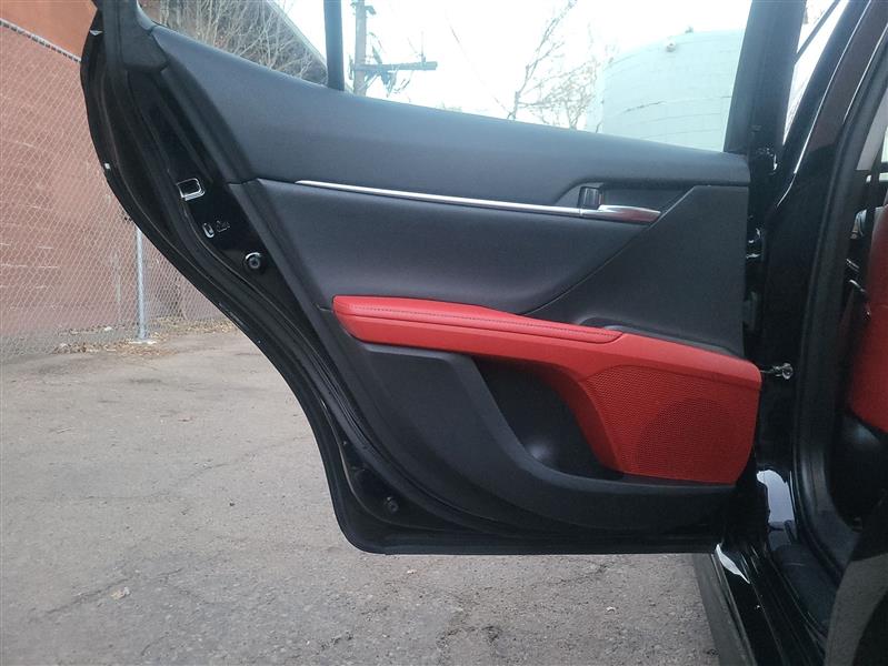 Toyota Camry Hybrid XSE 2023